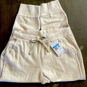 NWT Nike Therma-Fit joggers Size M